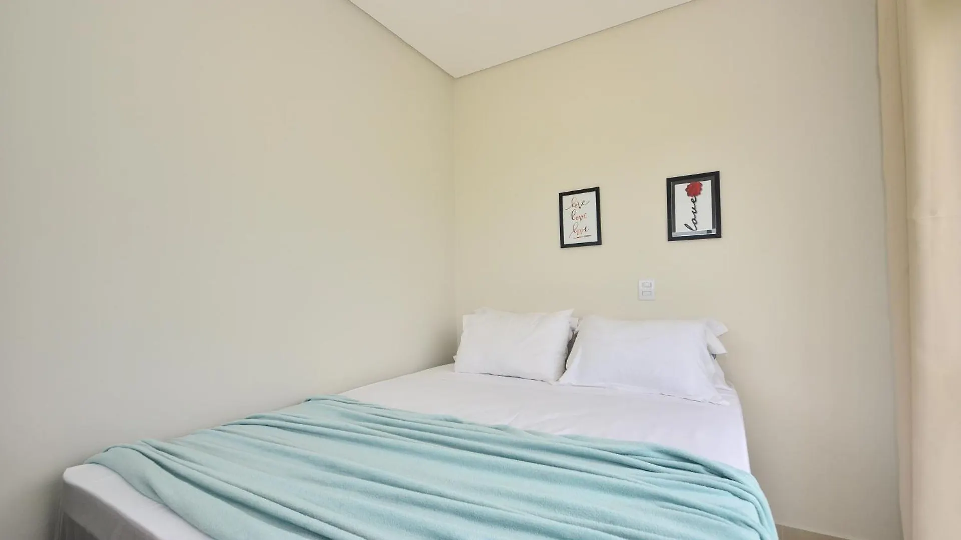 Apartamento InHome - Estúdio superior 01, ambiente bem iluminado para 2 hóspedes no Campeche N1562 Florianópolis